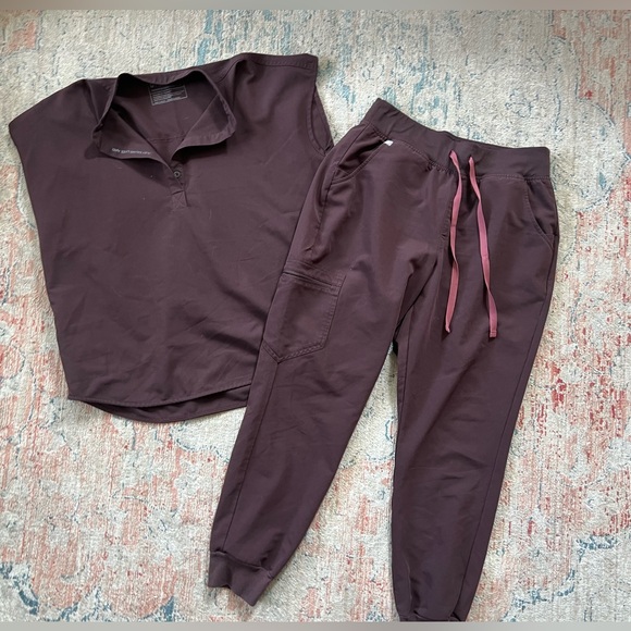 Figs Scrubs in Espresso - Picture 1 of 4